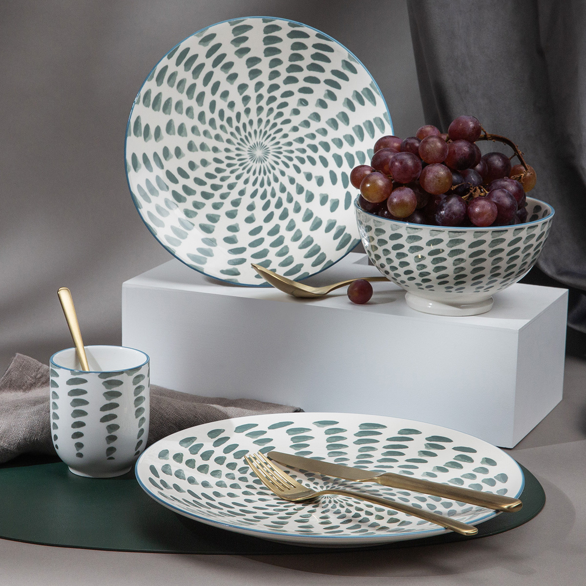 Príborový set 16 ks – Salamanca PVD Champagne matný