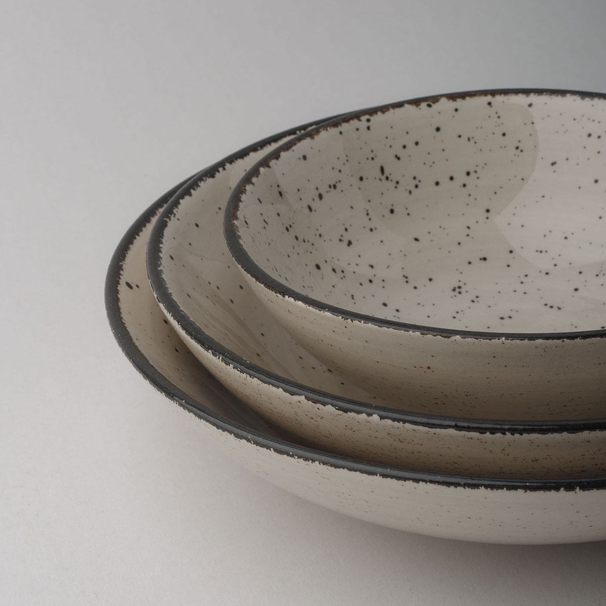 Miska Flowl Atelier sivá ø15 cm - Gaya