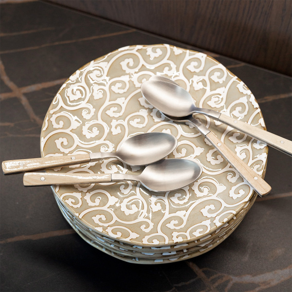 Plytký tanier Wavy 20,5 cm | Levante Pearl