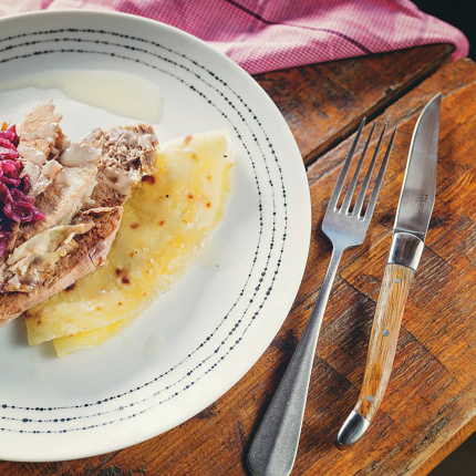 Steakový nôž s drevenou rukoväťou - Basic