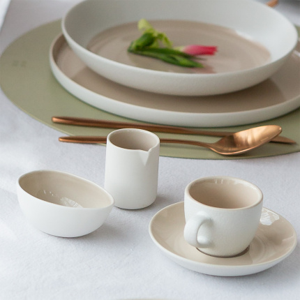 Mokka podšálka 12 cm — Fine Dining Ash Frosty