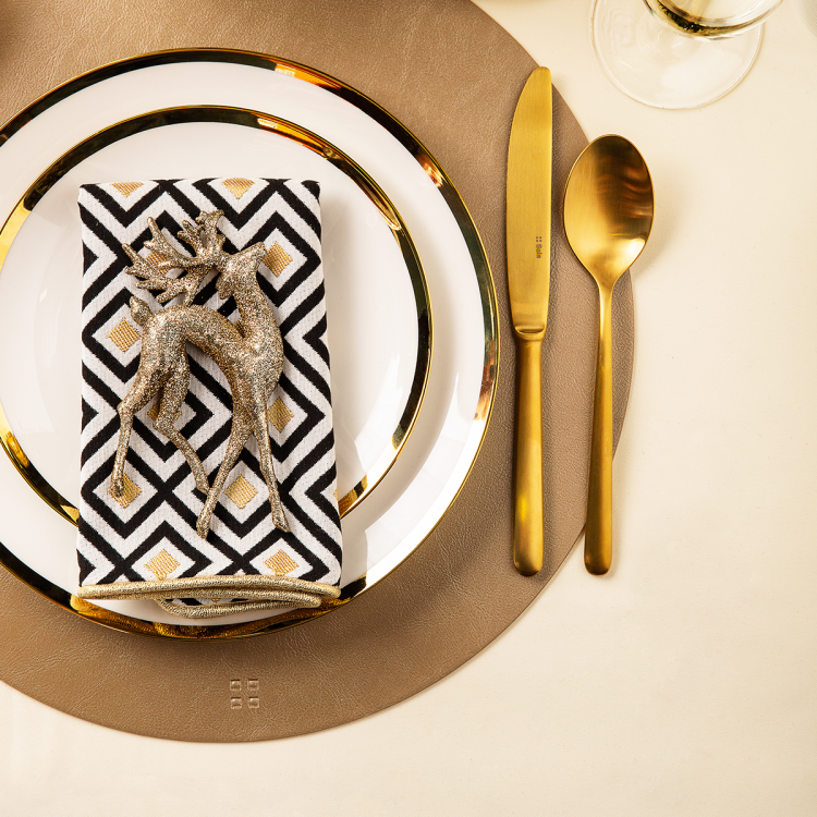 Plytký tanier so zlatým lemom Coupe 27 cm set 4 ks – Flow